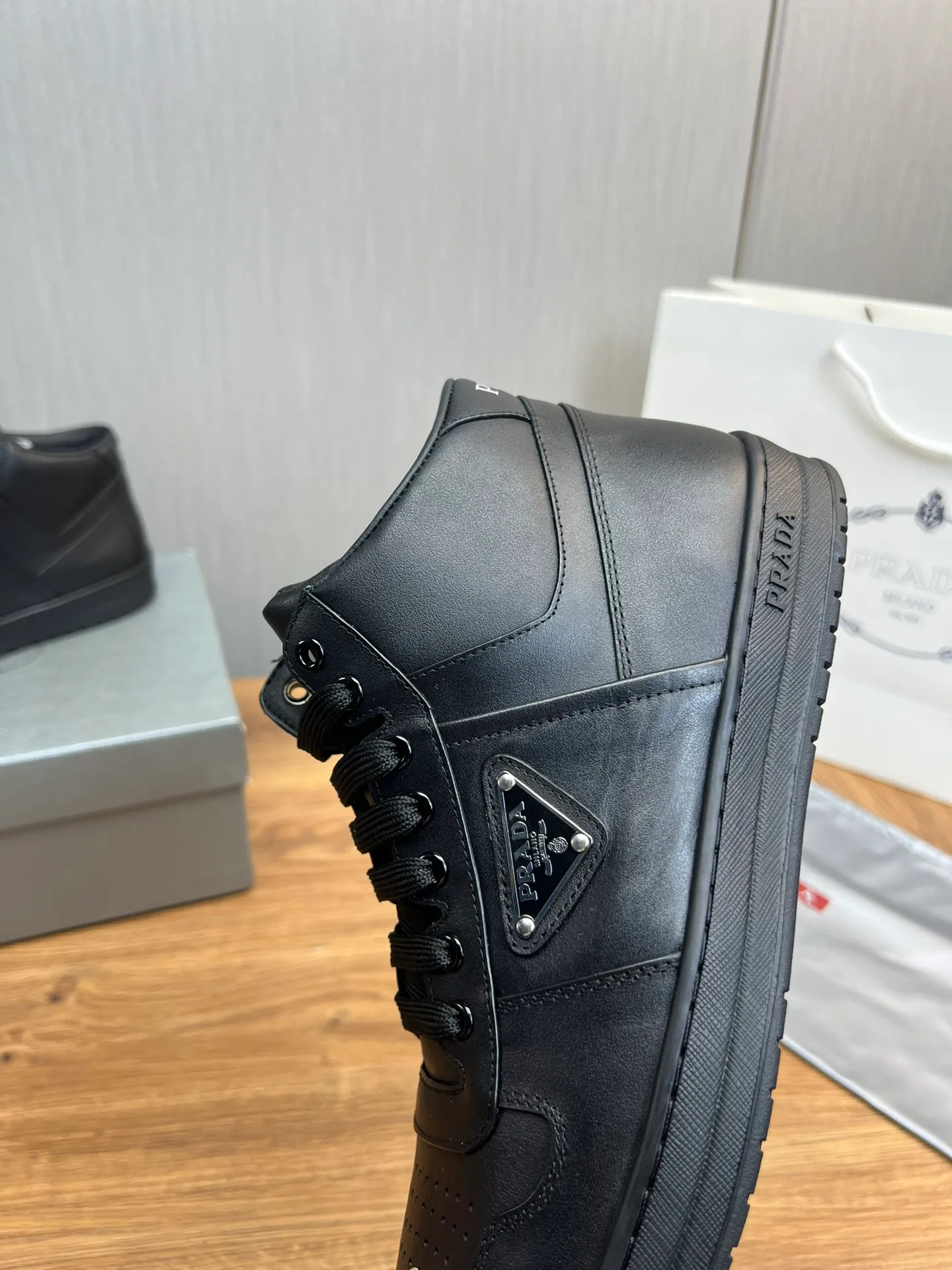 Men's shoes 💰620💰 [PRADA] Autumn and winter hot sale 🔥High quality shipment ✔️Original cowhide + cowhide lining, 1🆚1 replica, original sole, 38-45 (45 customized, non-refundable)